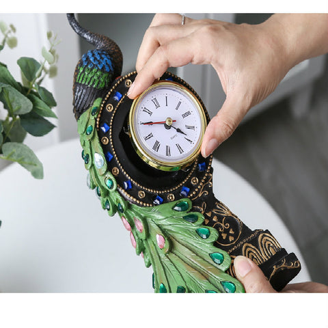 Peacock Clock European Style Creative Desk Clock Antique Seat Clock Fashion Home Clock Decoration Painted Handicraft Ornaments